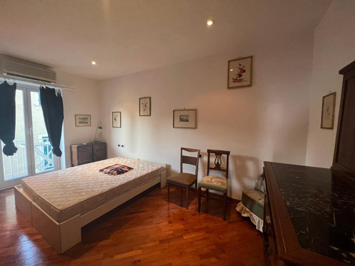 Trilocale Seaside - San Terenzo, Lerici Apartment Exterior photo